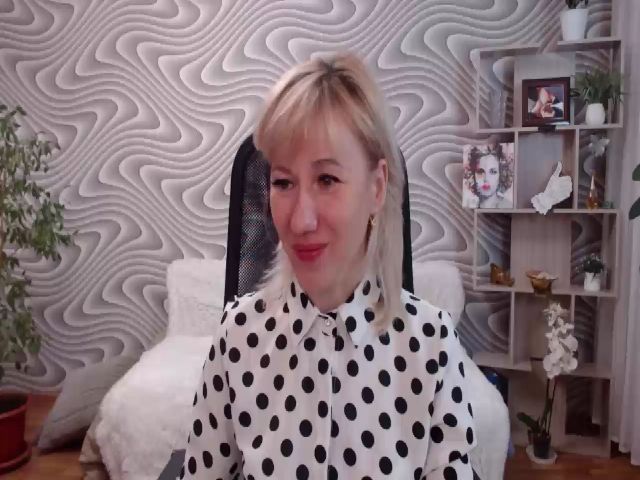 Live sex webcam photo for SvenIsolde #269038686