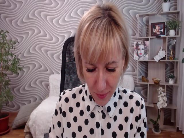 Live sex webcam photo for SvenIsolde #269040042