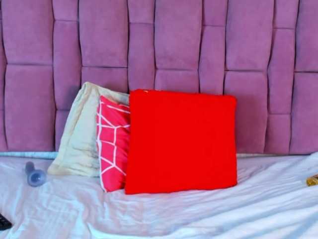 Live sex webcam photo for YarelySmith #269025516