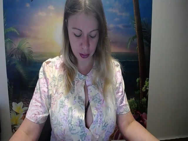 Live sex webcam photo for Nika_mmm #269033756