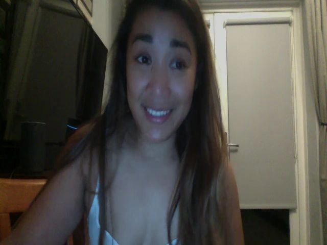 Live sex webcam photo for NewKristine23 #269040150