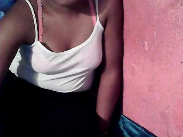 Live sex webcam photo for YourEbonyToy #269032820