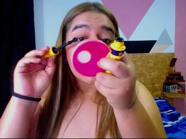 Live sex webcam photo for MelaniRice #269032804