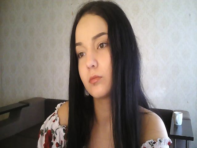 Live sex webcam photo for Monalisss #269027859