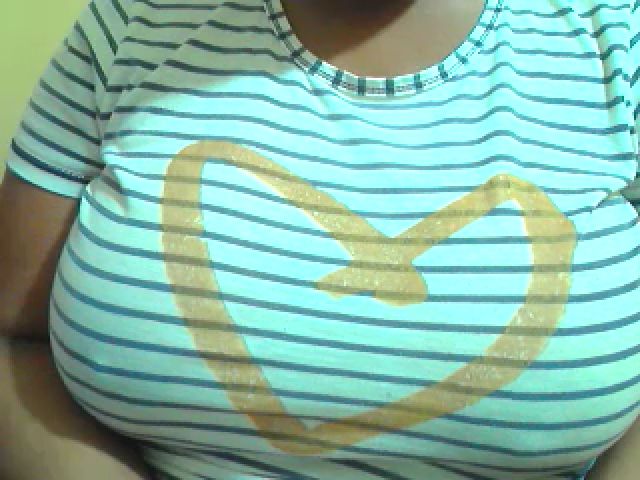 Live sex webcam photo for Longlove2 #269035206