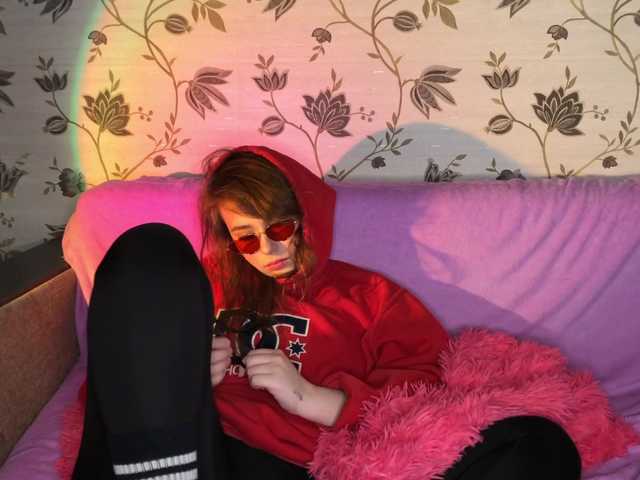 Live sex webcam photo for Mona-Liza #269059154