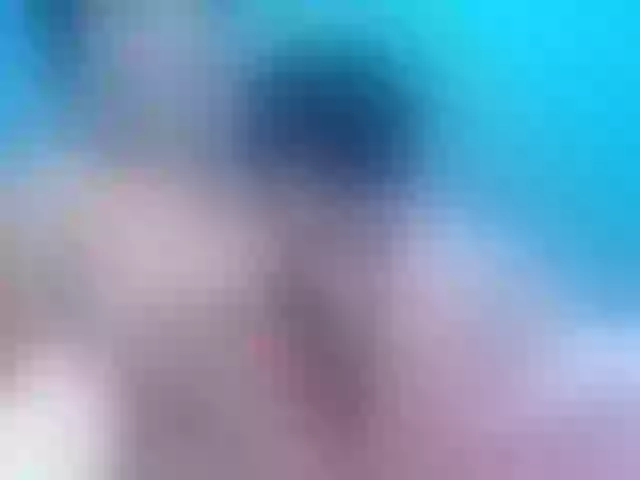 Live sex webcam photo for kendall-tasha #269042917