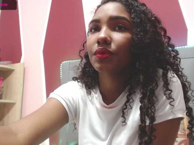 Live sex webcam photo for blaackmoon #269048211