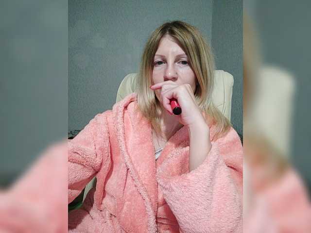 Live sex webcam photo for Brain5explo #269042837