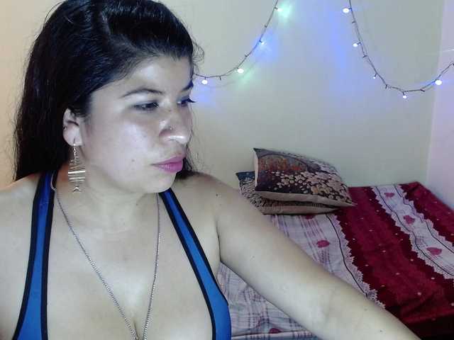 Live sex webcam photo for leyla-alexa1 #269057686
