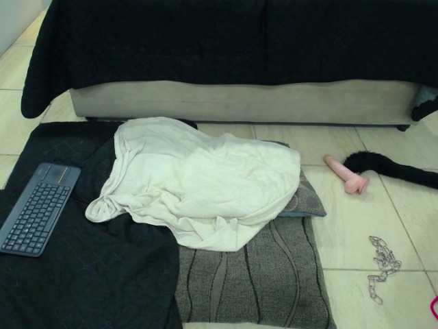 Live sex webcam photo for Sellers-Draco #269043870