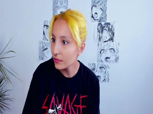 Live sex webcam photo for KarenIo #269051153