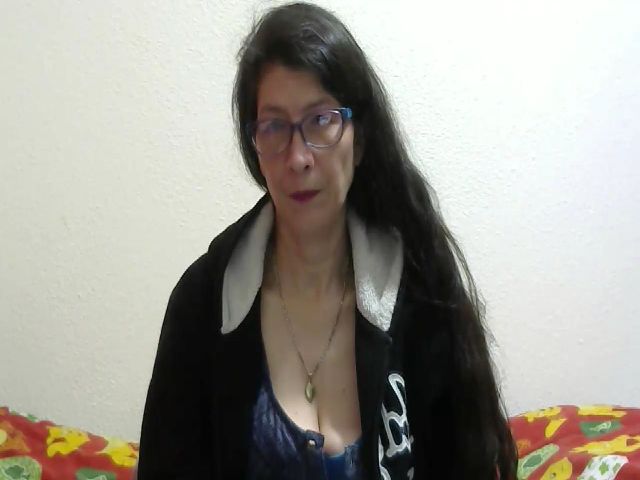 Live sex webcam photo for Latin__mature #269049653