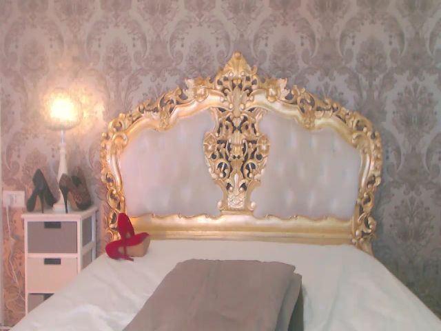 Live sex webcam photo for GoddessKatia #269049768