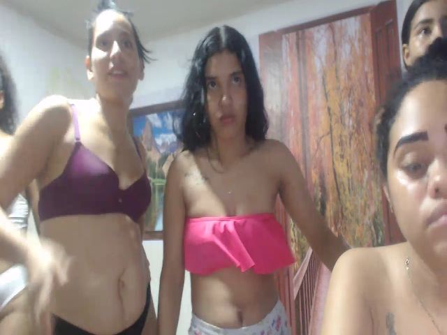 Live sex webcam photo for Frefreesx1 #269060861