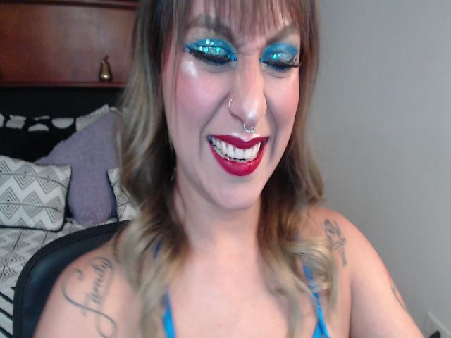 Live sex webcam photo for Moon_light__ #269062230