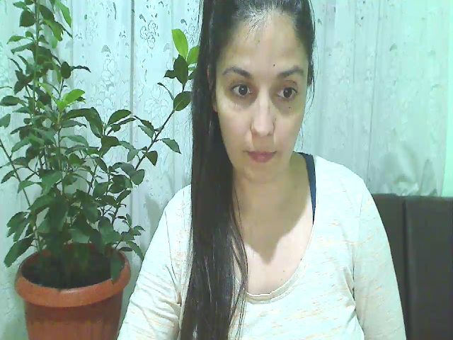 Live sex webcam photo for OneHotty #269061739