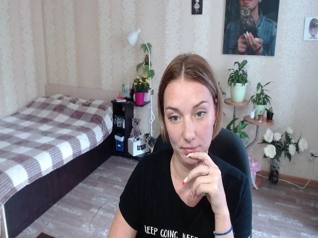 Live sex webcam photo for Emi_lywild #269053408