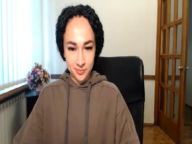 Live sex webcam photo for Space_Girly #269053276