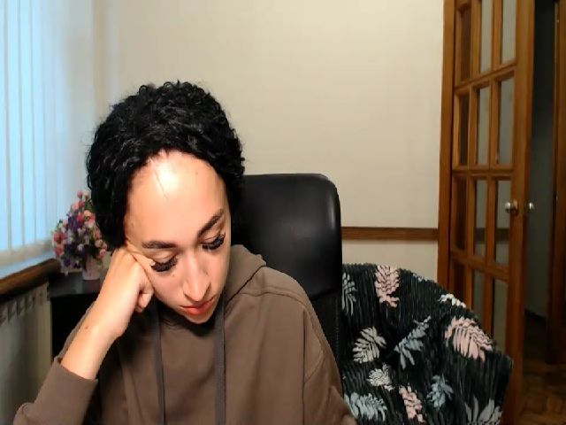 Live sex webcam photo for Space_Girly #269055608