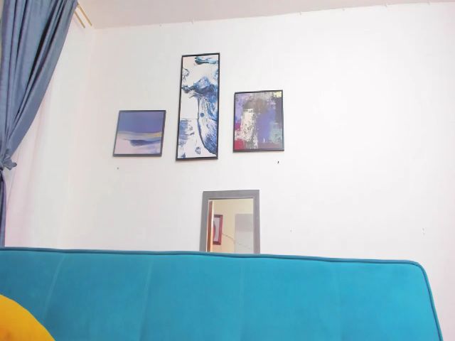 Live sex webcam photo for Blackhot23 #269060112