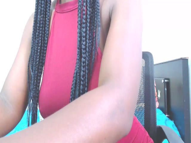 Live sex webcam photo for DIANA_STEVEN #269051670