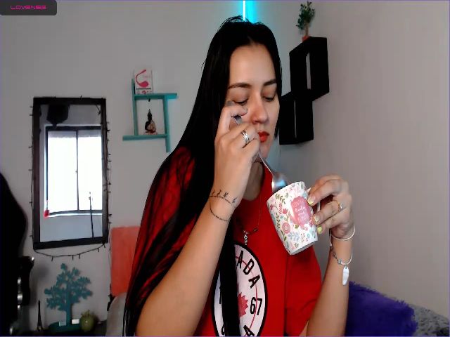 Live sex webcam photo for Lisa_Gerrard_ #269054033