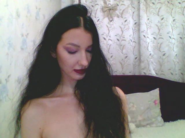 Live sex webcam photo for GirlPlayy #269063041