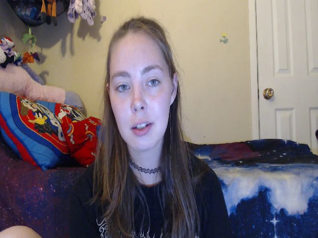 Live sex webcam photo for LilEmmy1999 #269061864