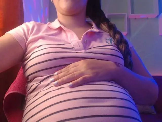 Live sex webcam photo for hanna-queen21 #269058037