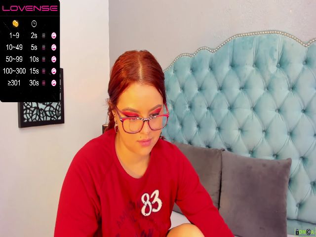 Live sex webcam photo for Esmeralda_R #269060472