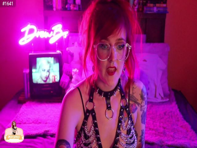 Live sex webcam photo for DrewBerries #269062107