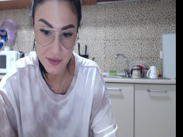 Live sex webcam photo for CrazyDiana #269062113