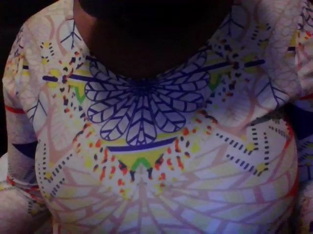 Live sex webcam photo for TheMajestibbb #269057059