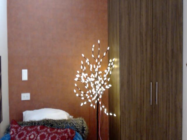 Live sex webcam photo for Forevermanu #269056111