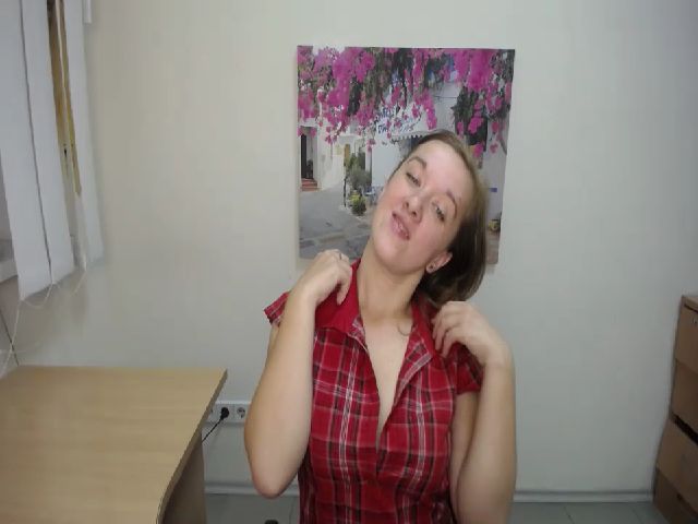Live sex webcam photo for JuliJems #269061328