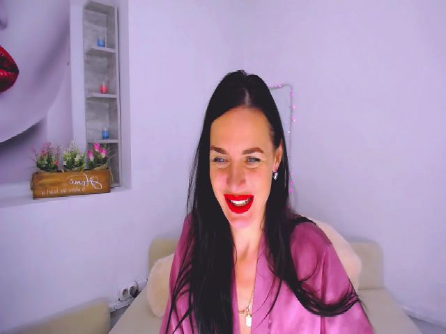 Live sex webcam photo for Laura_Smith #269049544