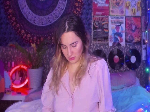 Live sex webcam photo for RETROGIRL_X #269044348