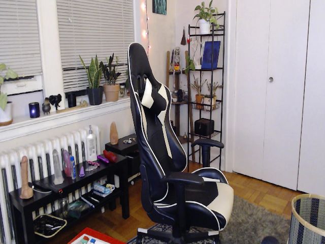 Live sex webcam photo for YourDruidess #269049044