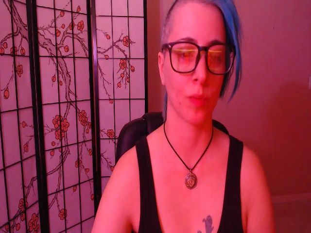 Live sex webcam photo for GoddessLilith #269045326