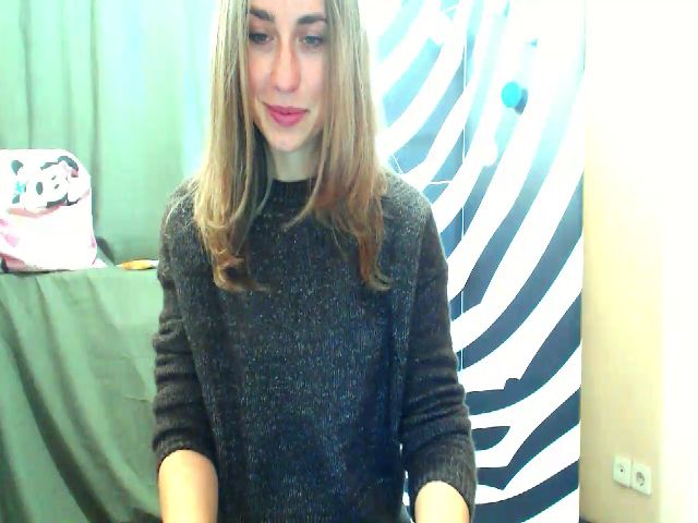 Live sex webcam photo for HeartGirl #269050444