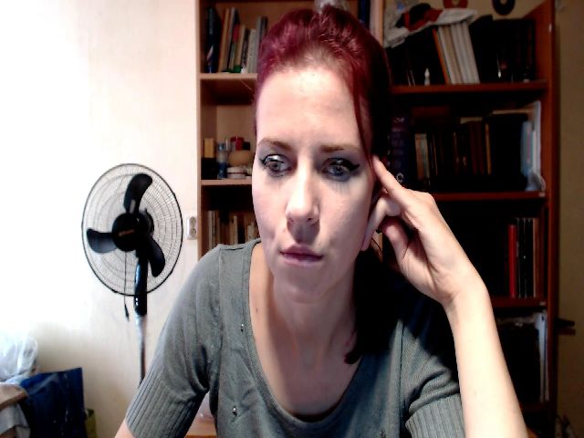 Live sex webcam photo for WinterGoddess #269050746