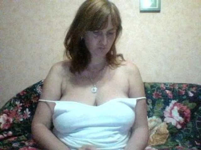 Live sex webcam photo for MssAngela #288008742