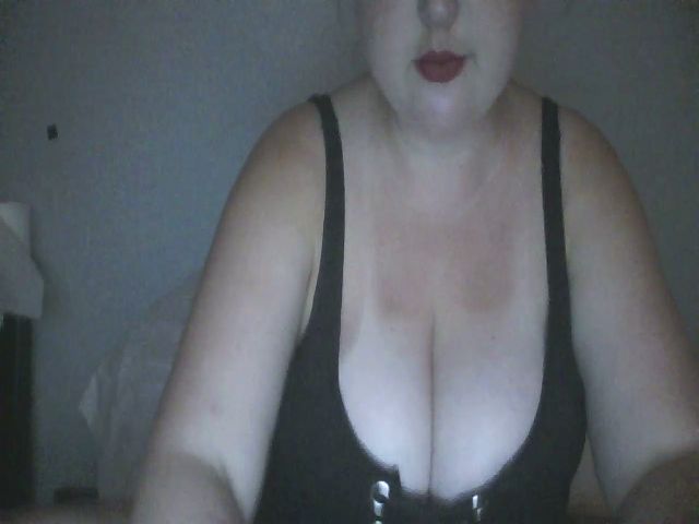 Live sex webcam photo for DestinyDay3 #269061201