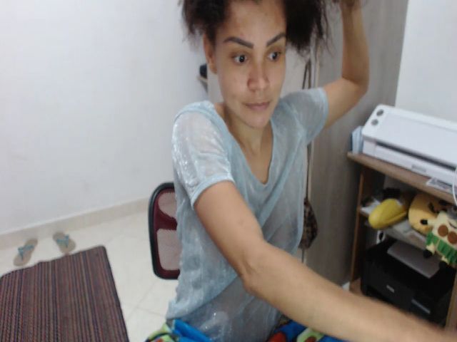 Live sex webcam photo for Shayna_cute #269045496