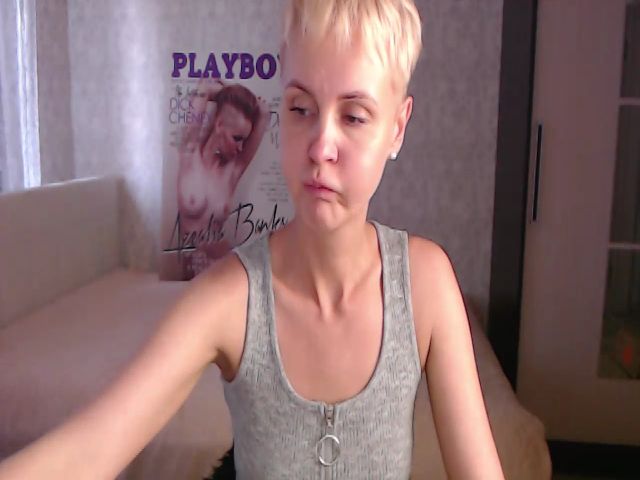 Live sex webcam photo for Kara_Queen #269054626