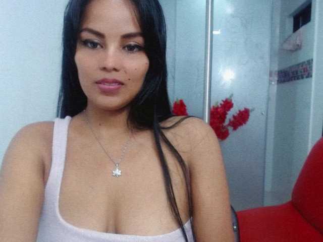 Live sex webcam photo for naughtykarol #269048485