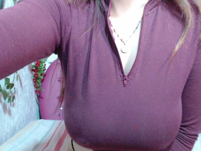 Live sex webcam photo for Xelizabethhx #269043387