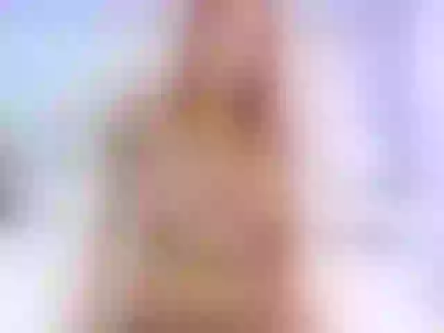 Live sex webcam photo for RoseValcke #269052119