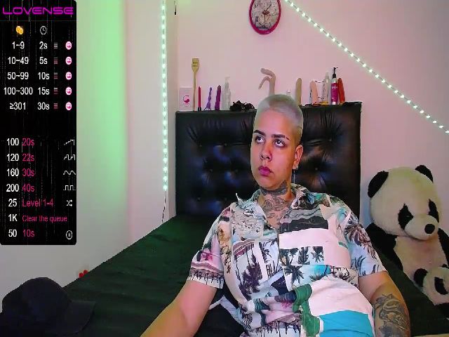 Live sex webcam photo for Greta_strongx #269059339